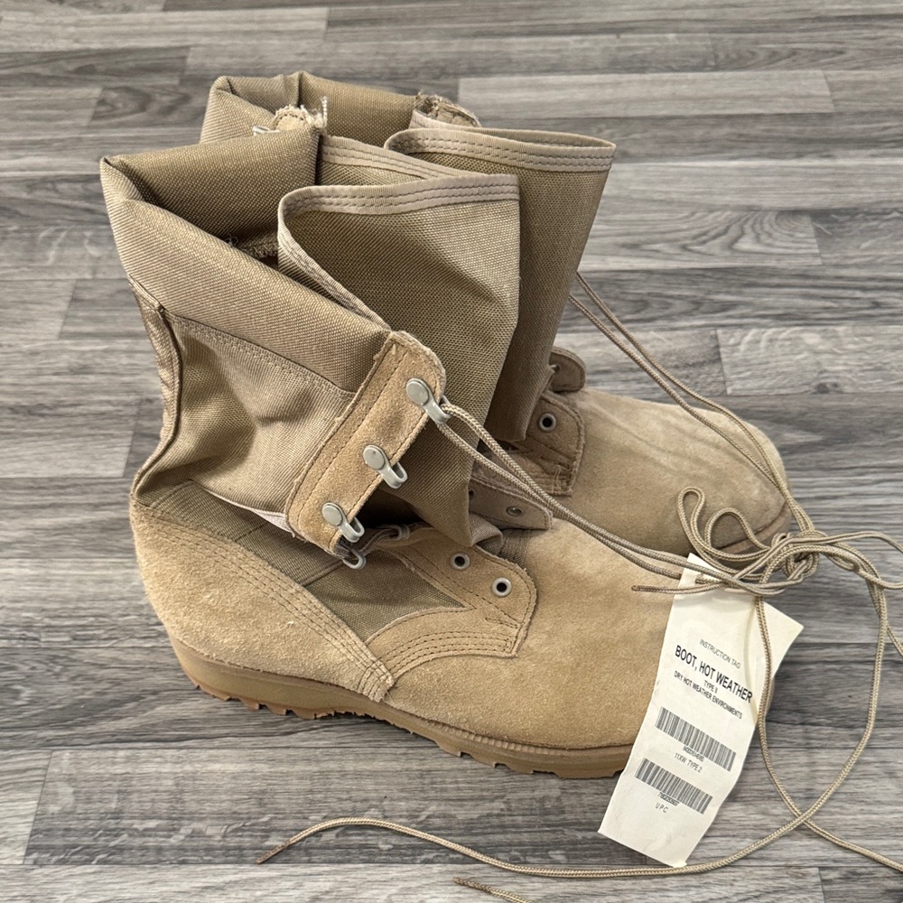 NWT army issue Wellco hot weather boots men’s sz 11 XW